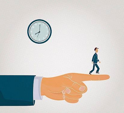 Find the right time to reach out to customers